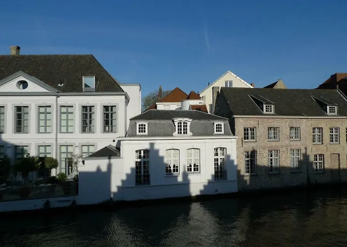 The Doghouse B&B Brugge
